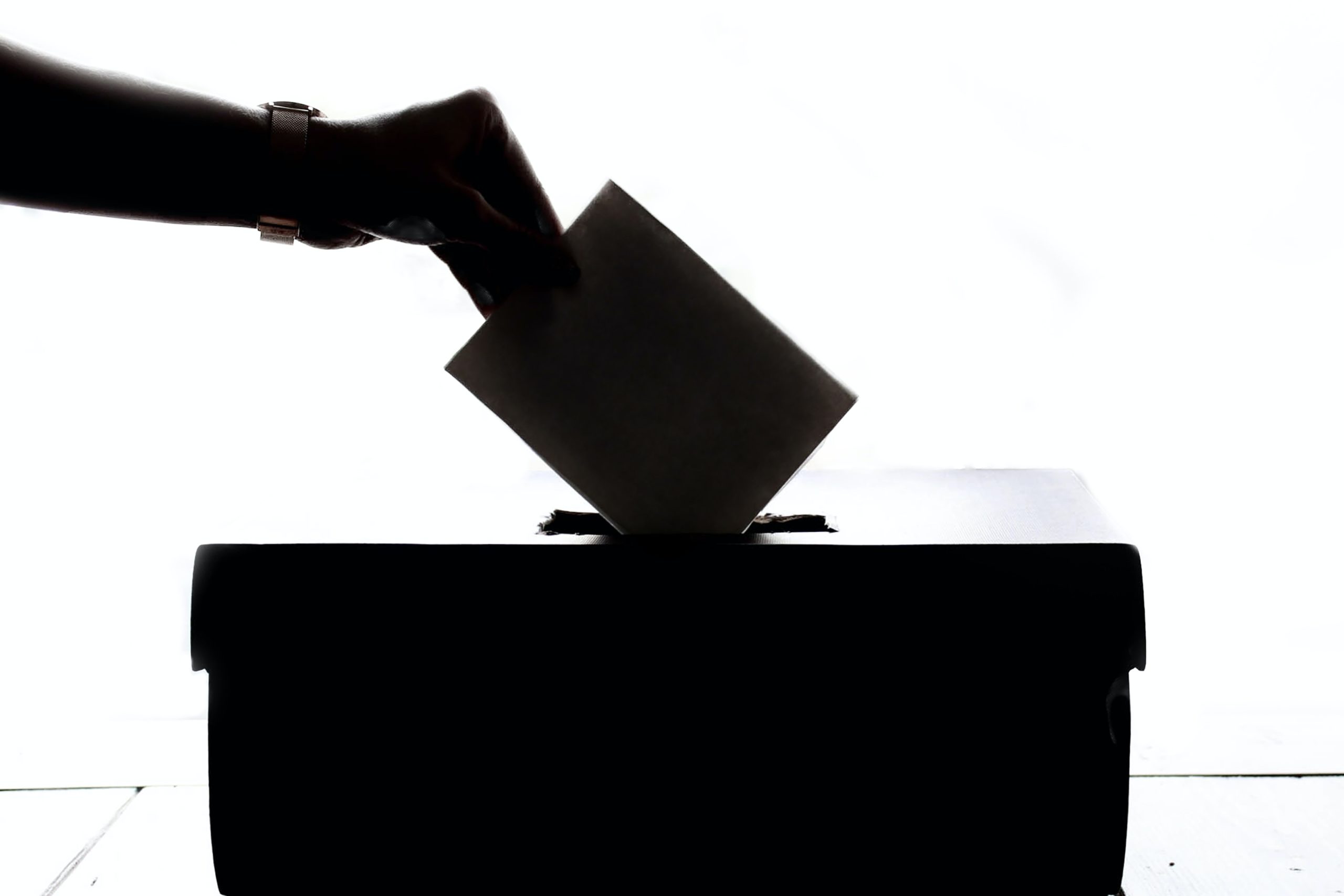¿Me devolverán el dinero las aerolíneas por la convocatoria electoral?