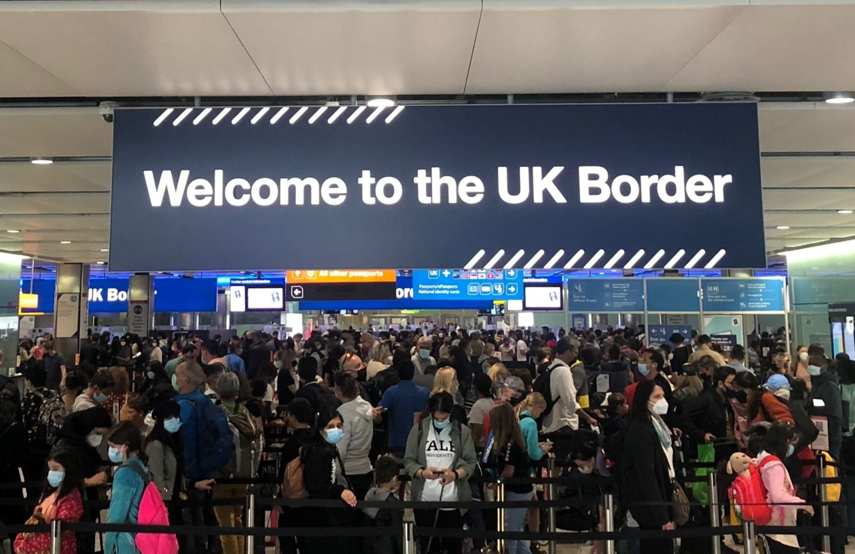 英国取消了对入境者的测试